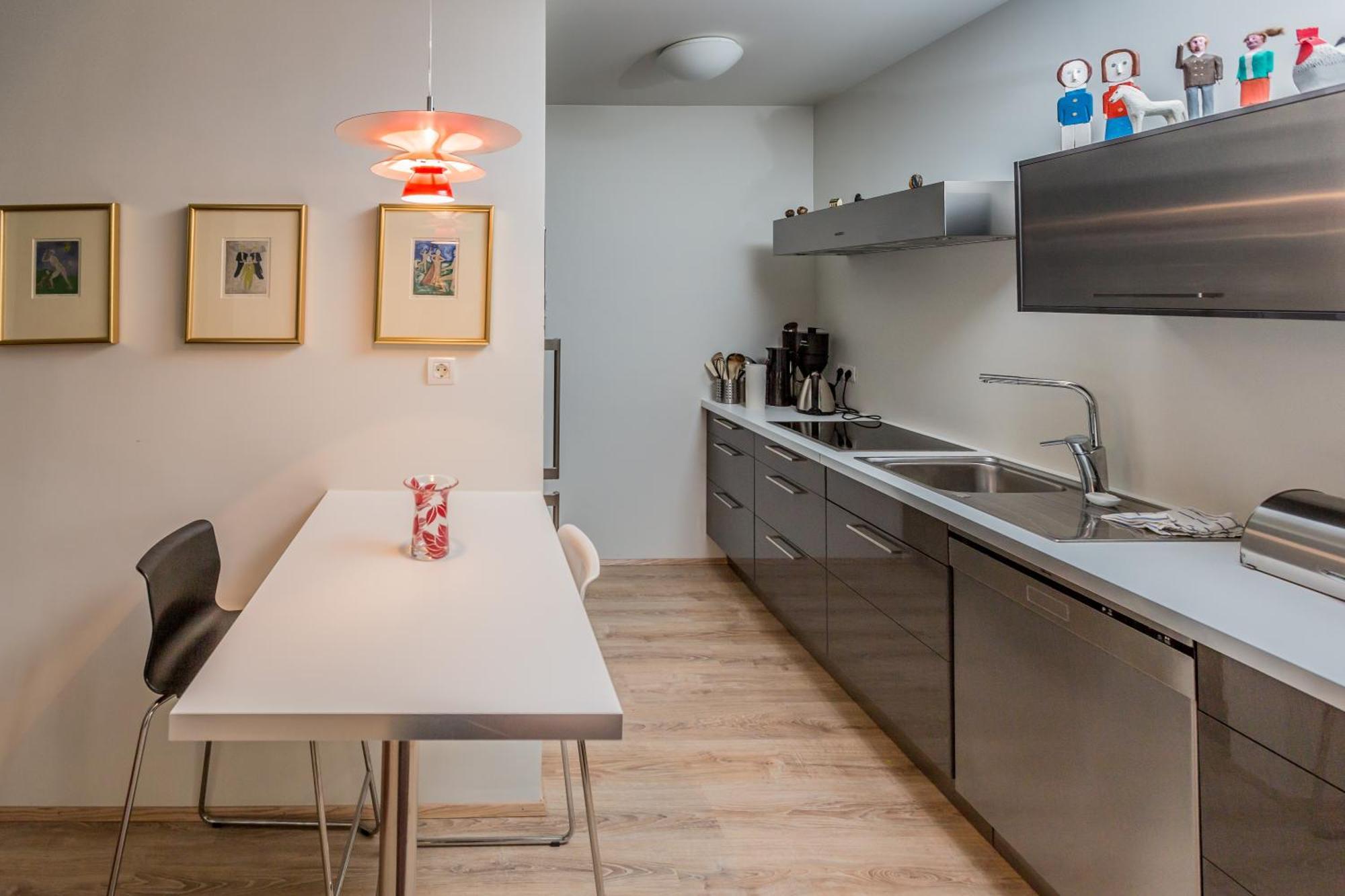 Hverfisgata Apartment Reykjavik Bagian luar foto